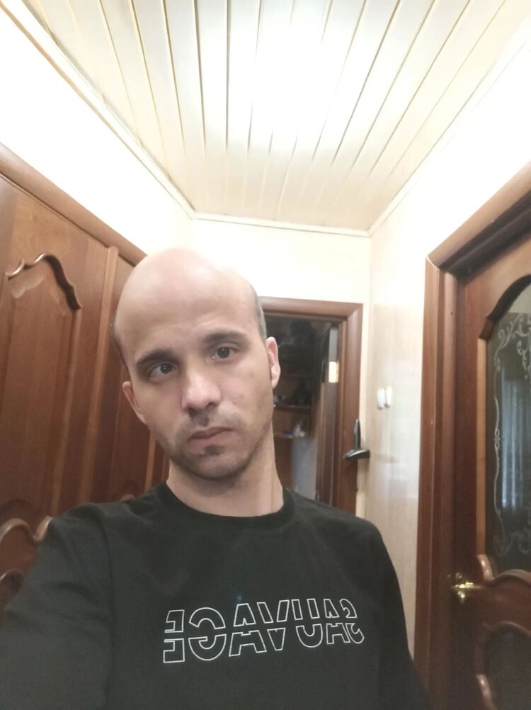  43050874    , 34 ,    