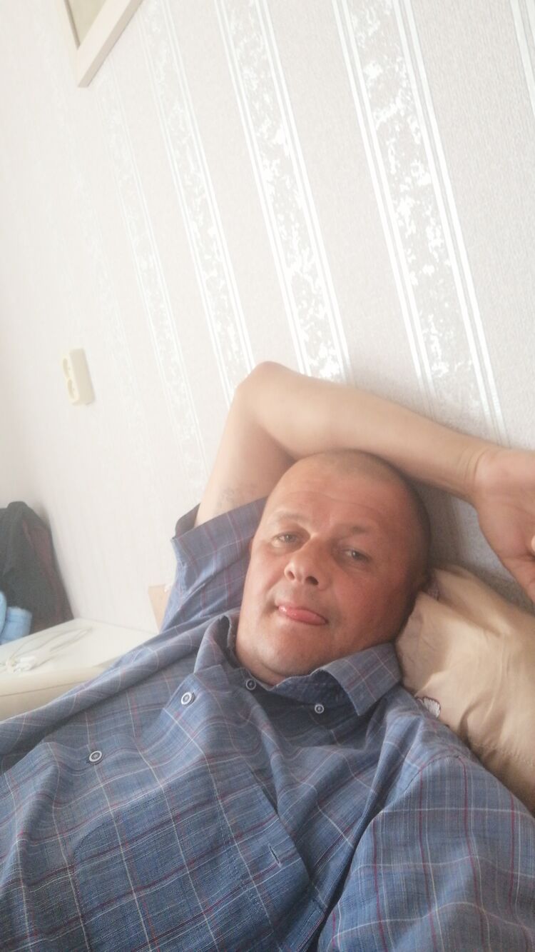  44253284  , 46 ,    