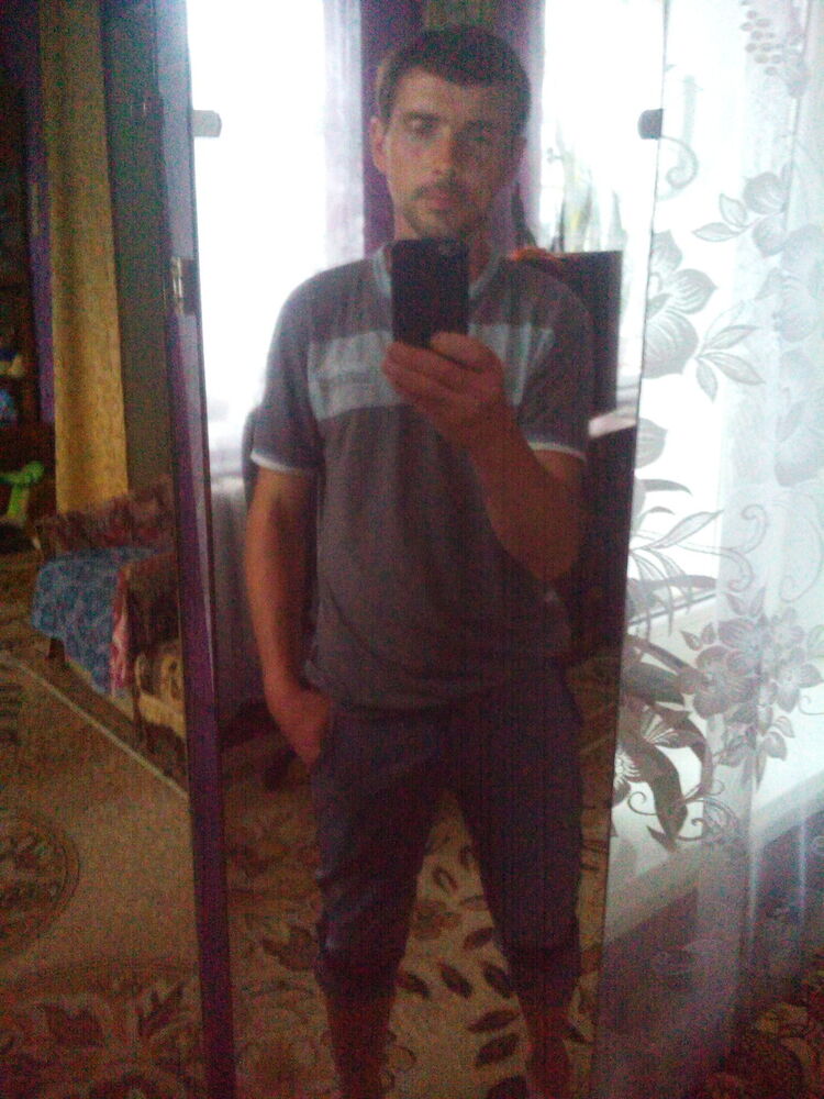  ,   Ruslan, 44 ,   ,   , c 
