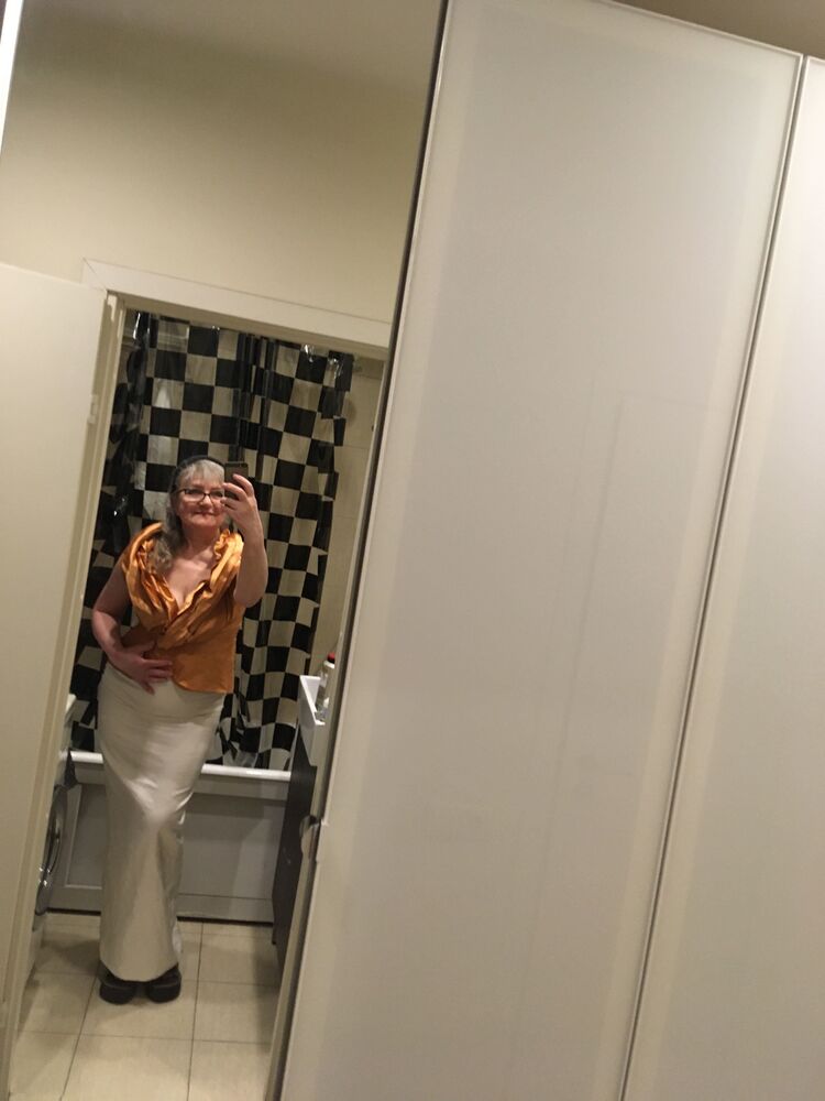  44191824  , 70 ,    