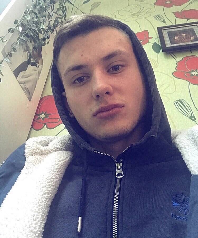  38577684  , 23 ,    