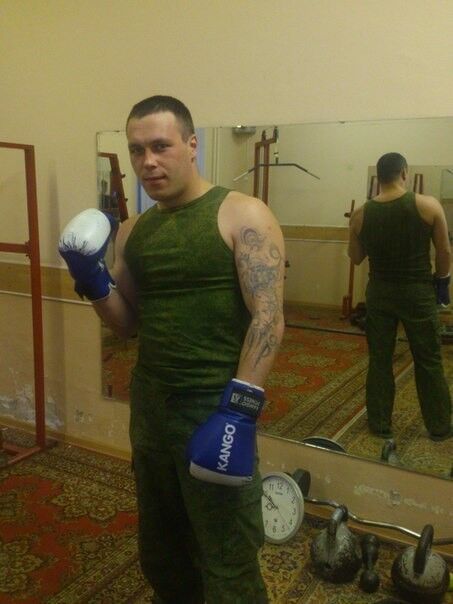  16147804  Alex, 38 ,    --