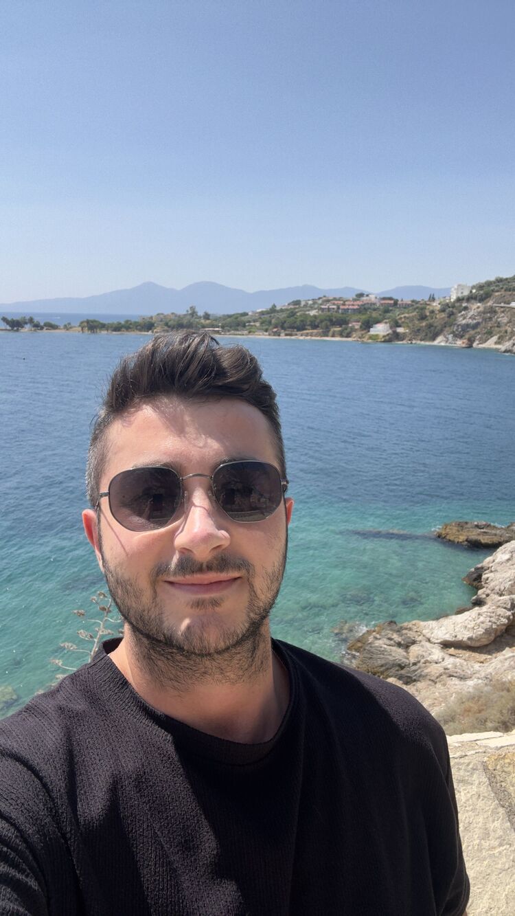  ,   Furkan, 28 ,   ,   