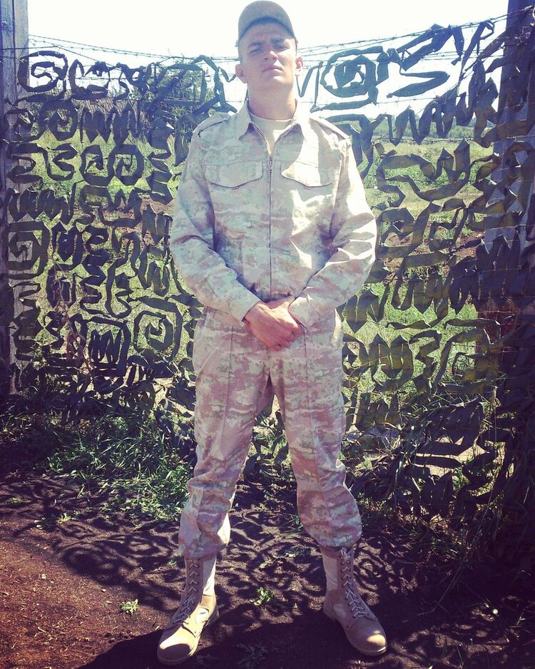 ���� 16767764 ������� ����, 32 ����, ���� ���������� � ������