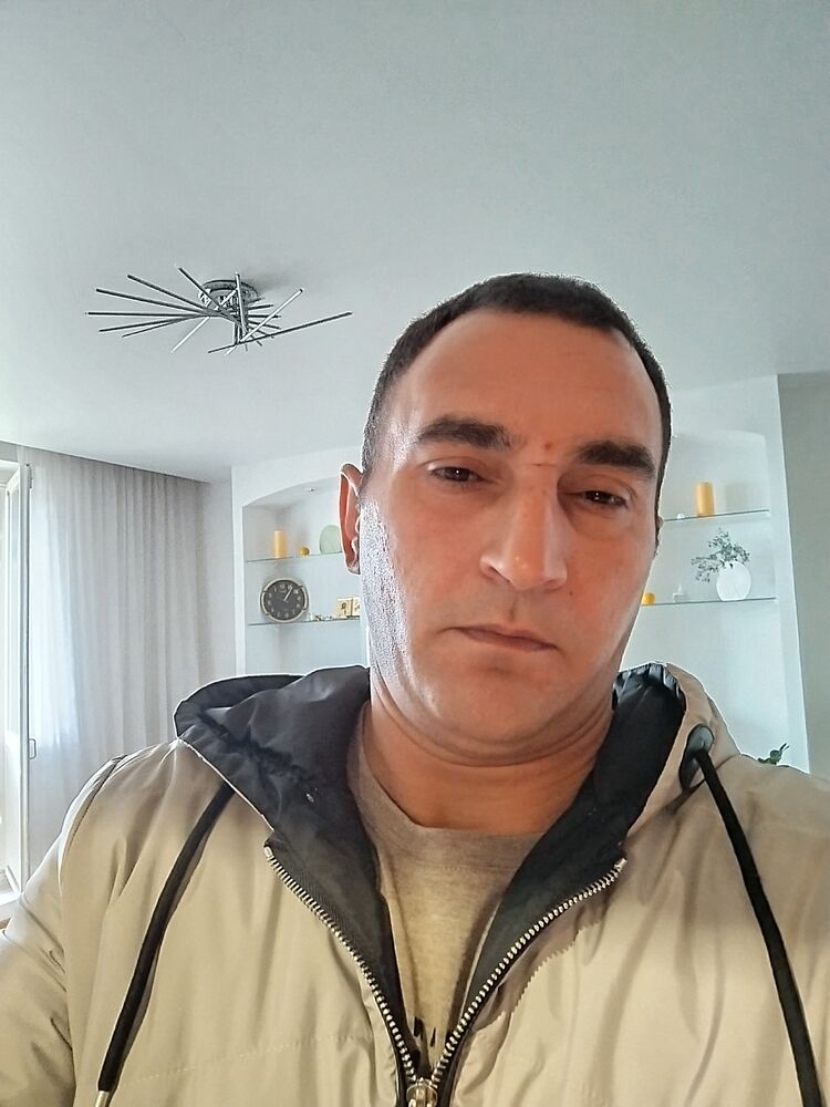  48001094  , 46 ,    