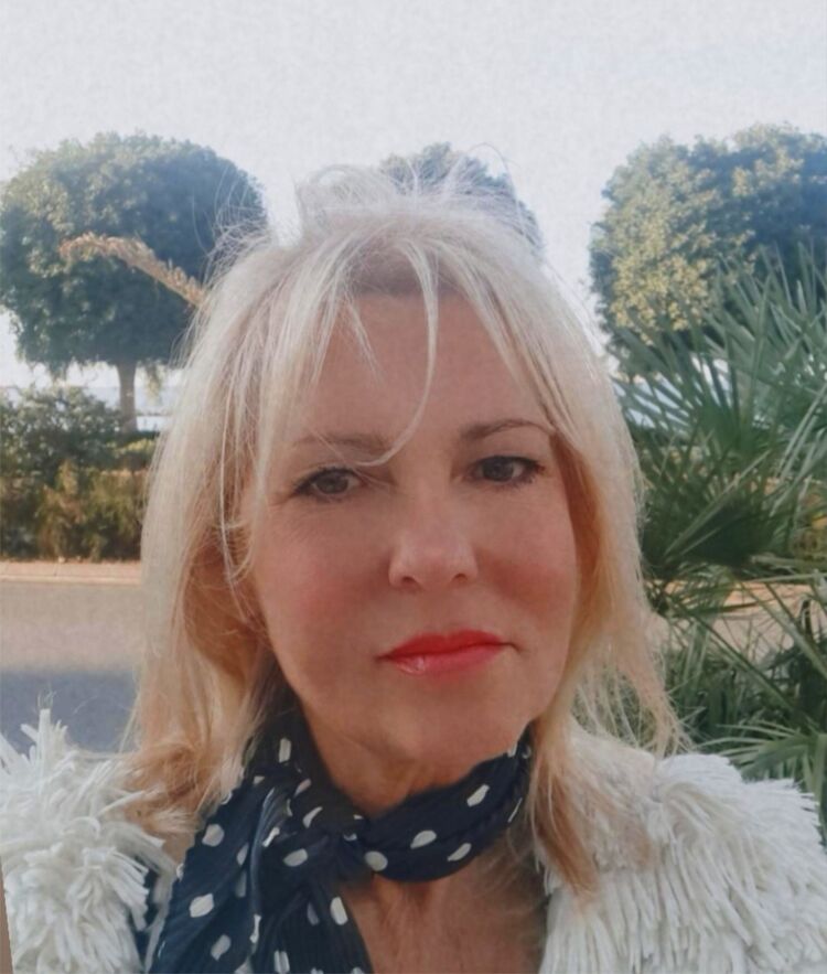  ,   MAIRA, 57 ,   c 