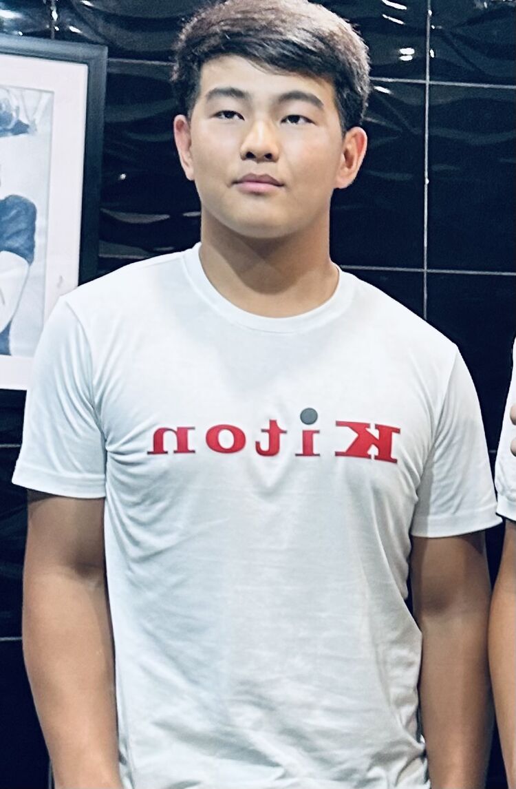  53085624  Adam, 18 ,    