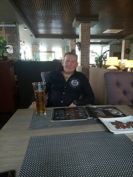  47162324  , 49 ,    --