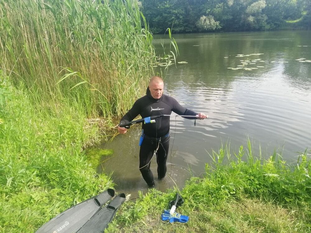  ,   Igor, 52 ,   ,   