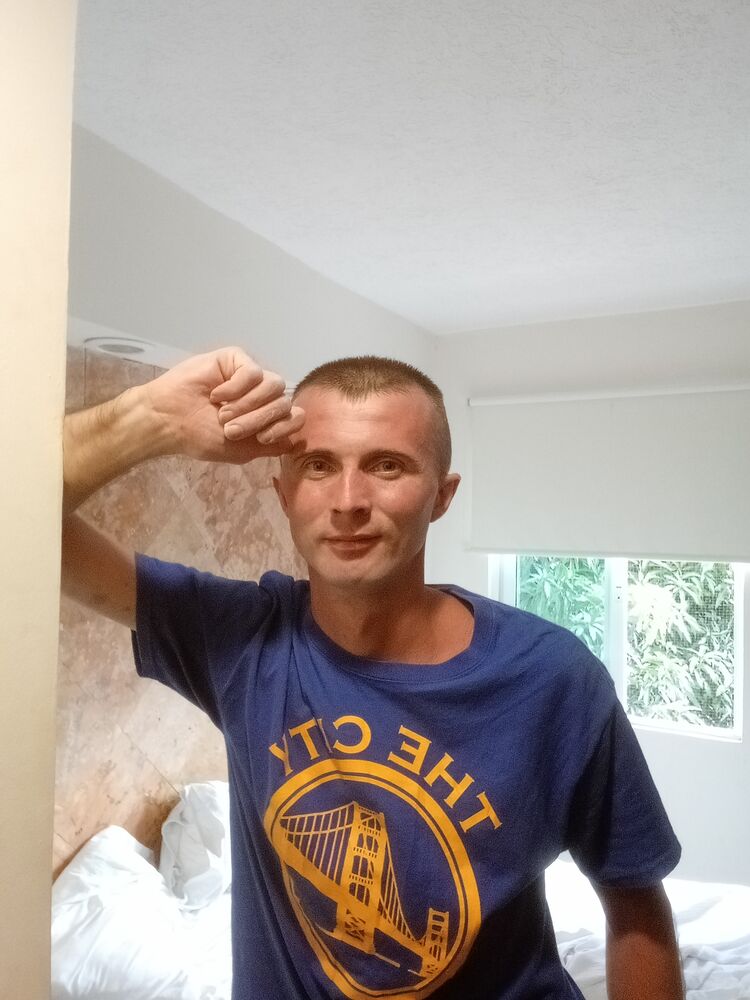 ���� 29802104 ������� ������, 37 ���, ���� ���������� � �����-����������