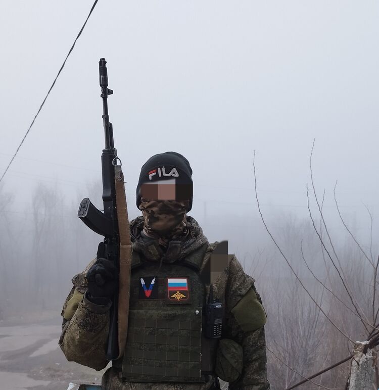  31511674  Ruslan, 35 ,    