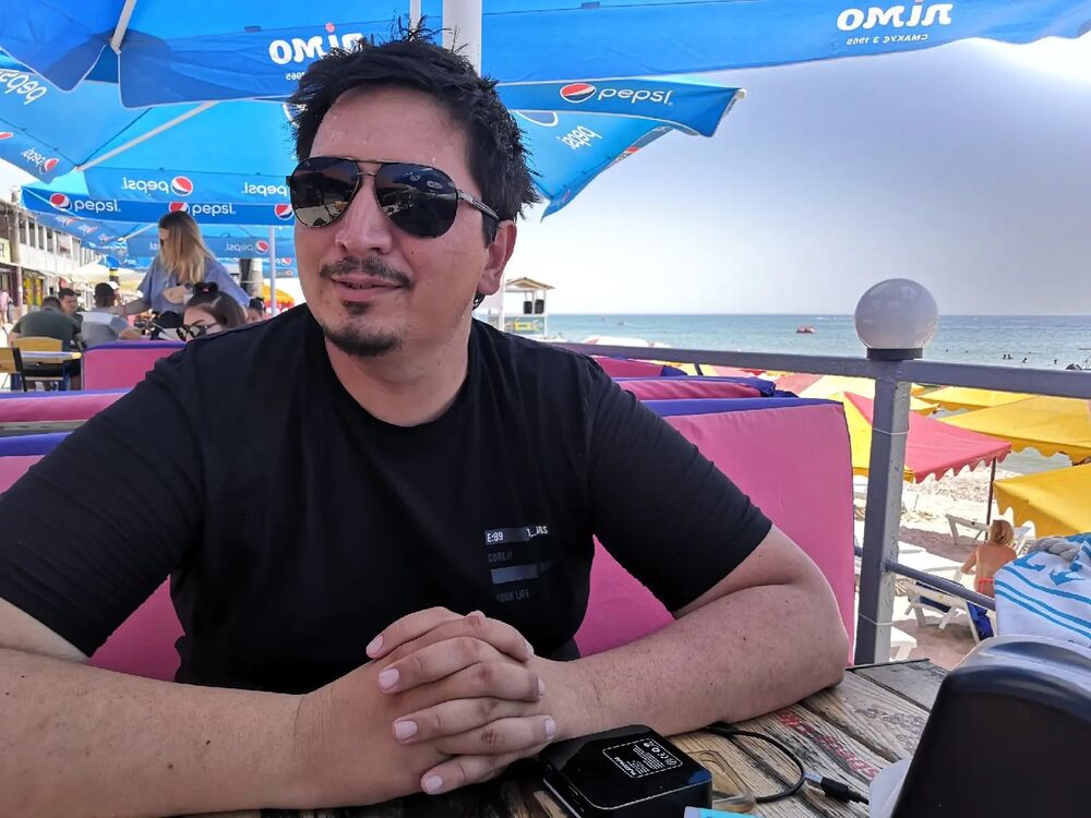  31814374  Carpe Diem, 38 ,    