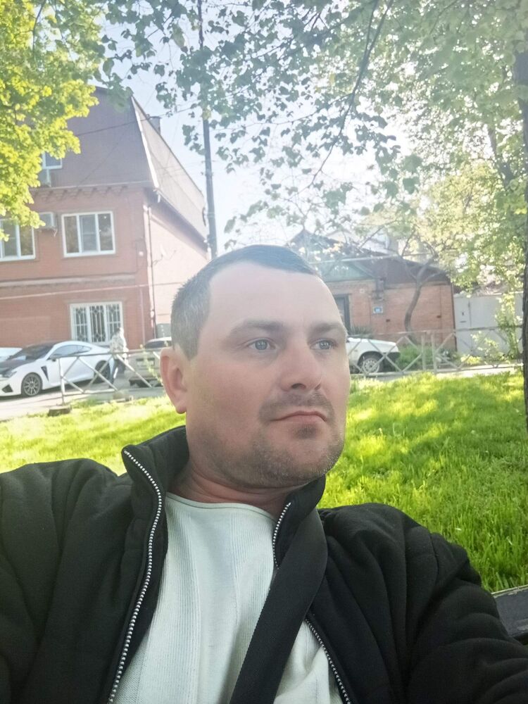  ,   Oleg, 46 ,   ,   , c , 