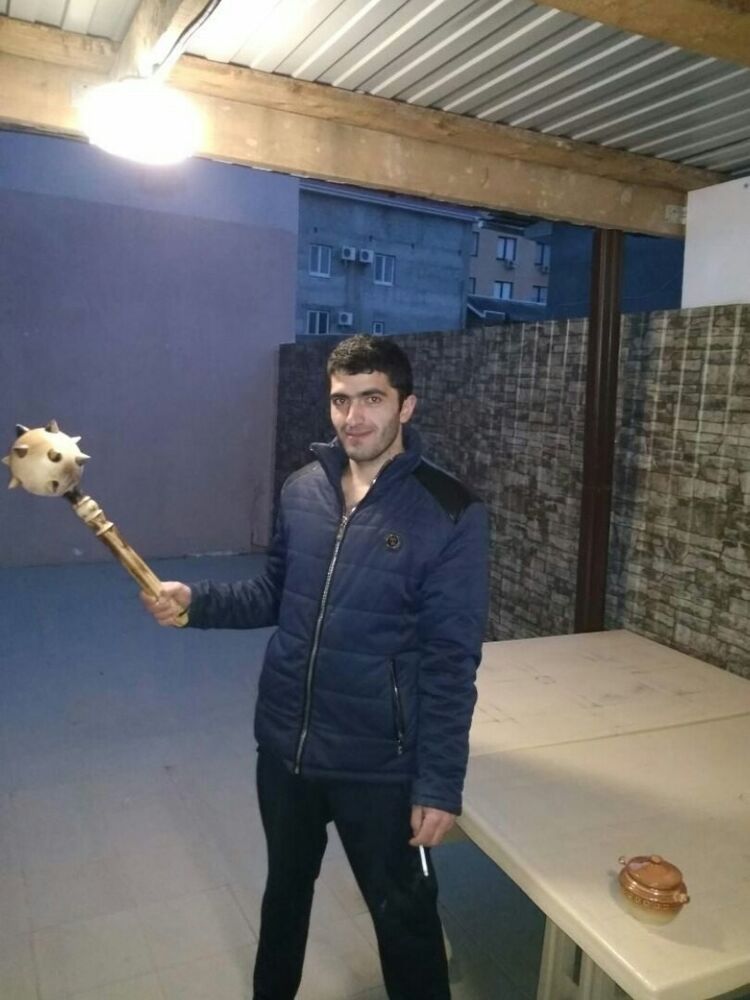  15737344  , 37 ,    