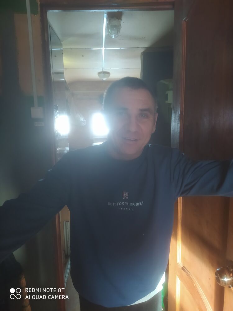  32082074  , 41 ,    