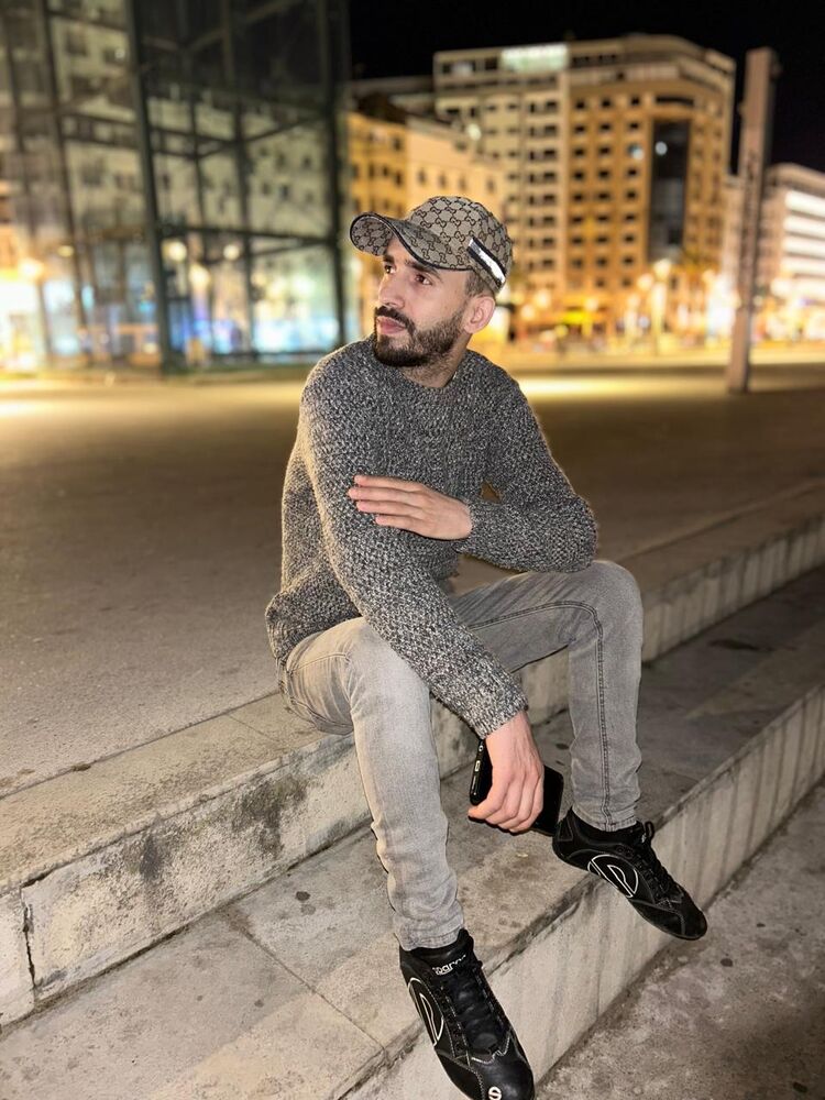 ,   Samir, 32 ,   ,   