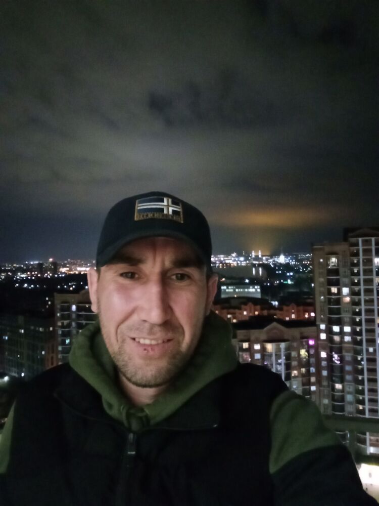  35272664  , 37 ,    