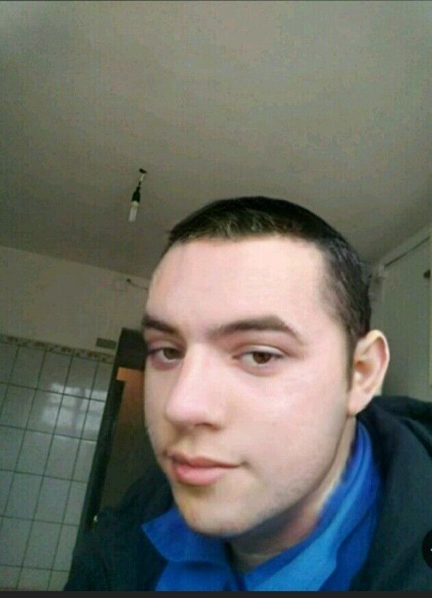 15686214  , 40 ,    