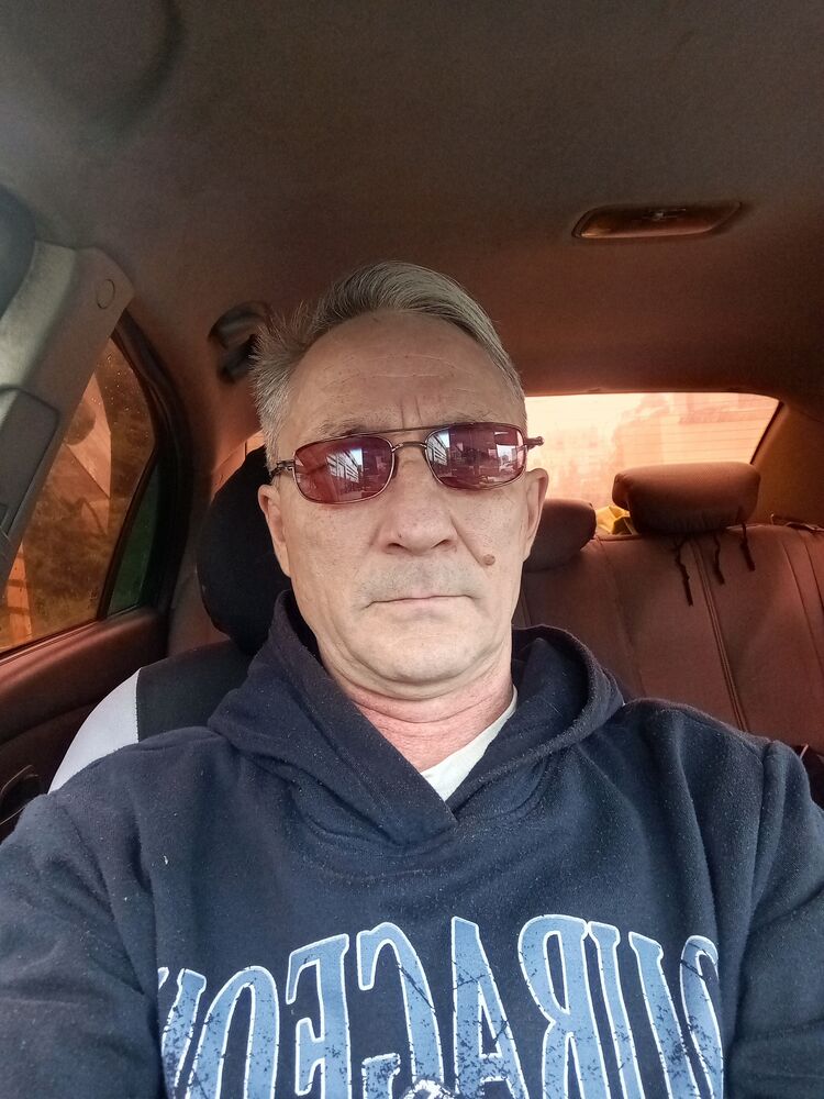  52680744  , 48 ,    