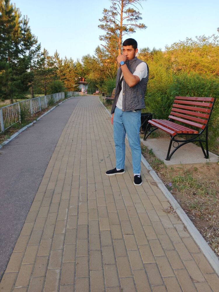  53200604  Ixtiyorbek, 20 ,    -