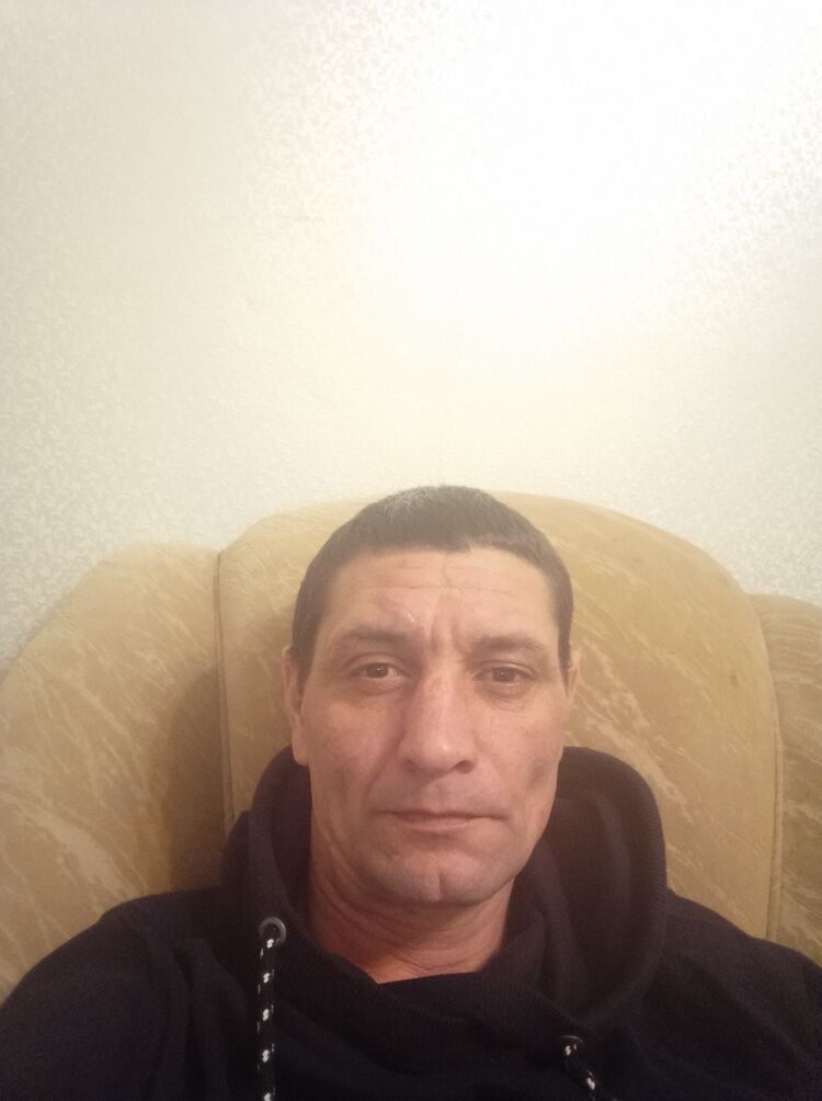  31575764  , 42 ,    