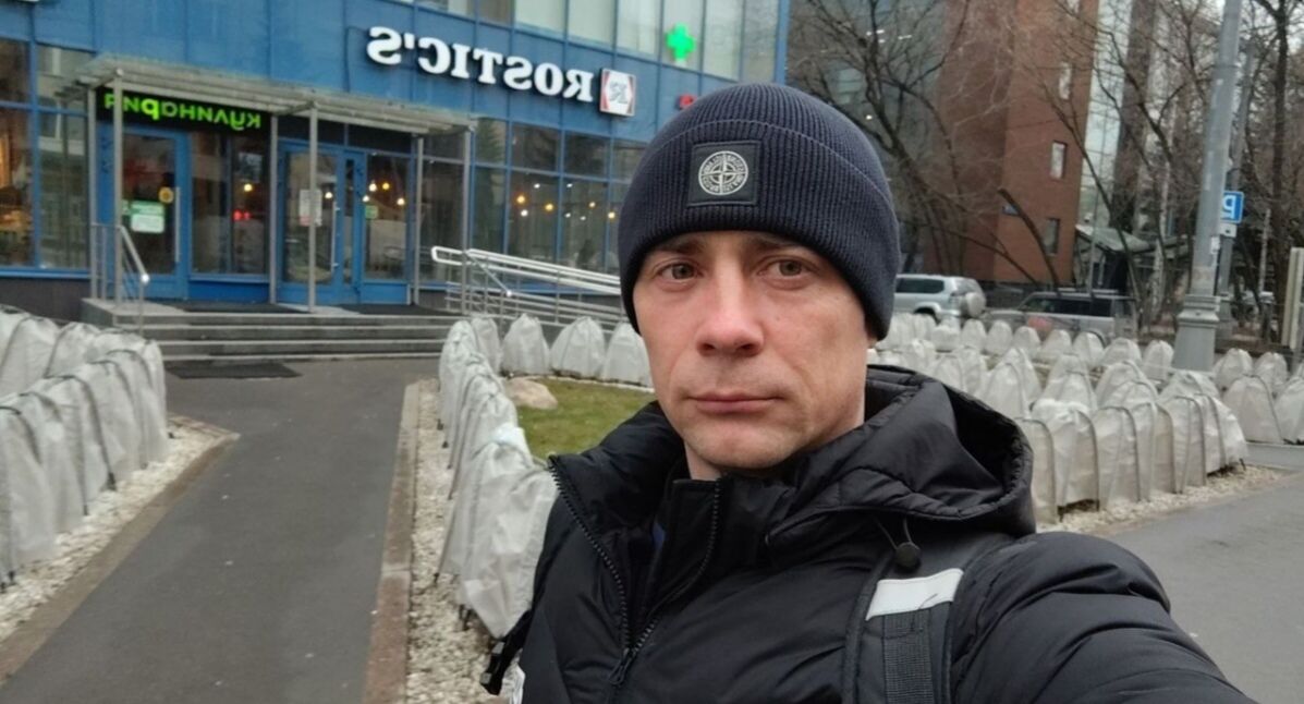  49600504  Vladimir, 38 ,    