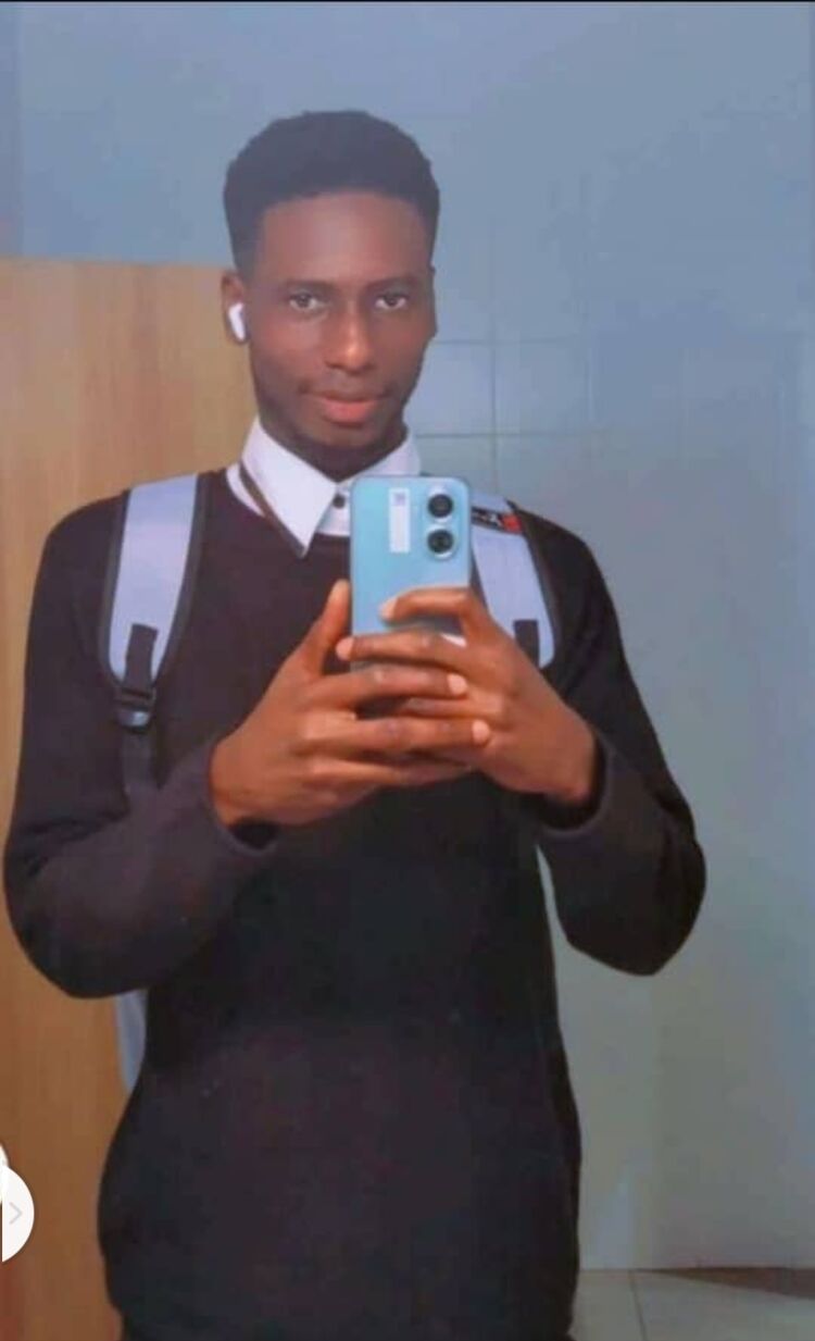  45052074   , 32 ,    -