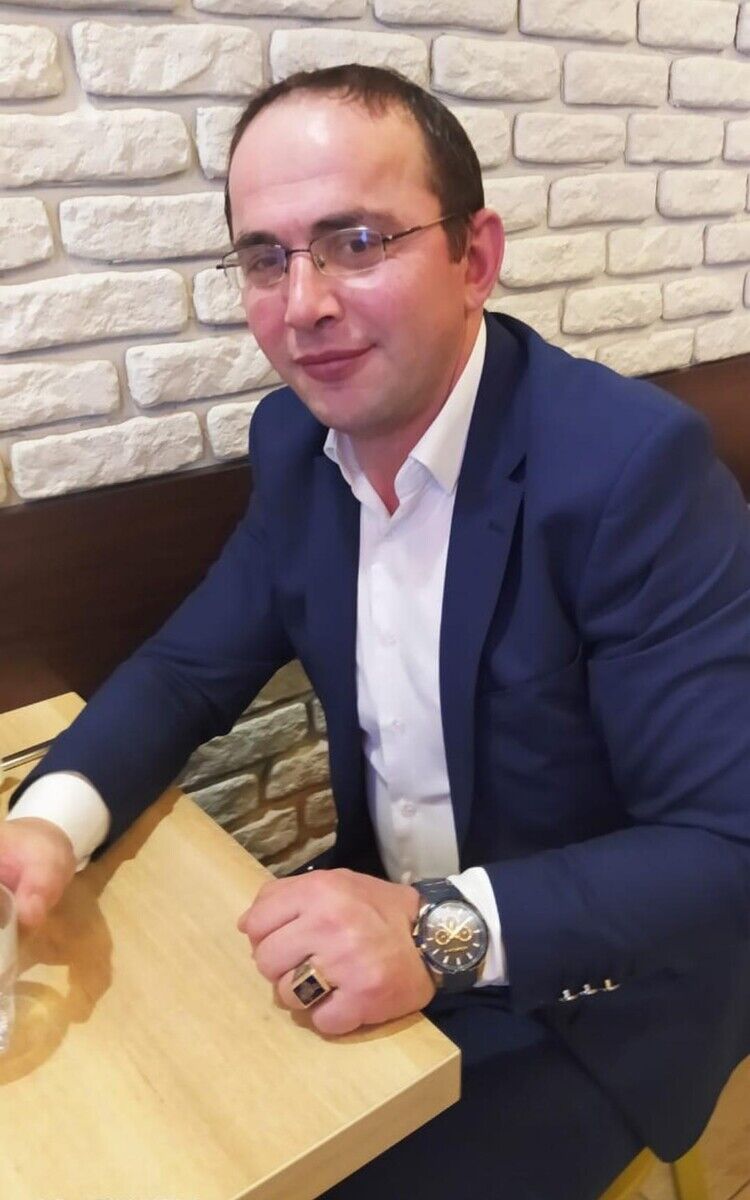  ,   Serkan, 48 ,   ,   , c 