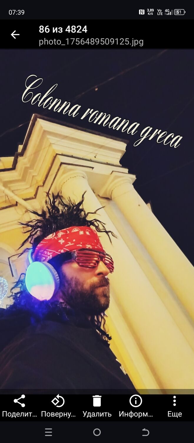 53538604  Dimitrius, 35 ,    -