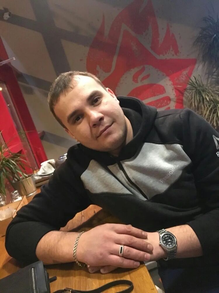  28071054  Alex, 34 ,     