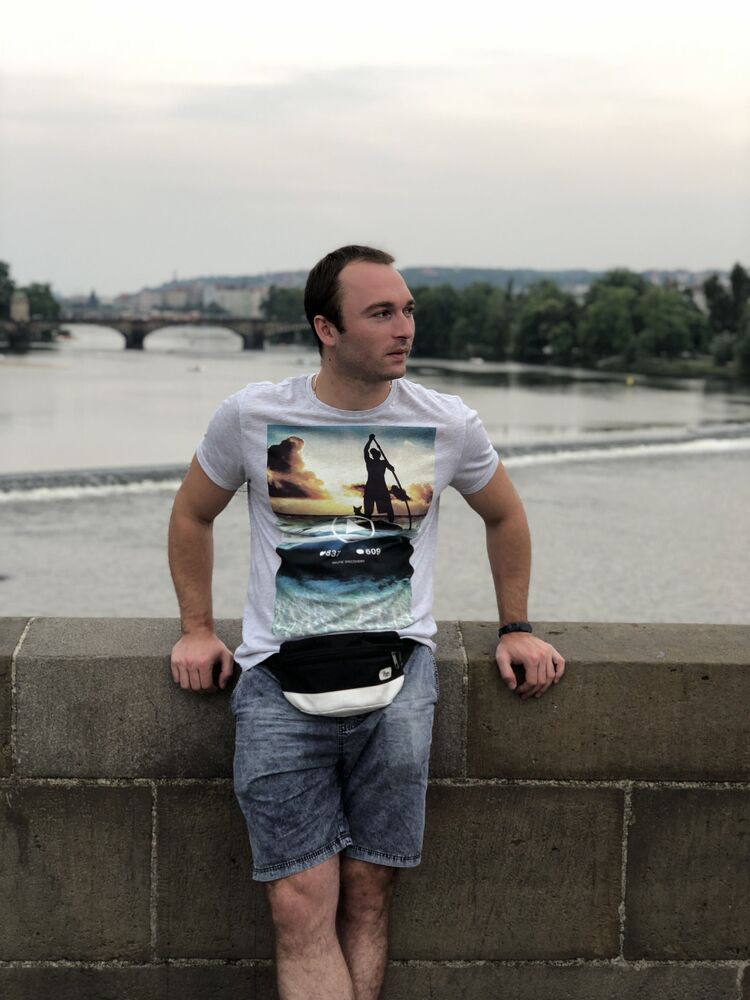  36583814  , 33 ,    
