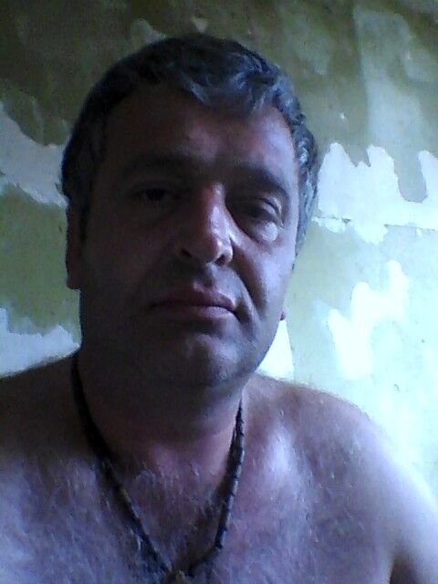  12331804  Giorgi, 47 ,    