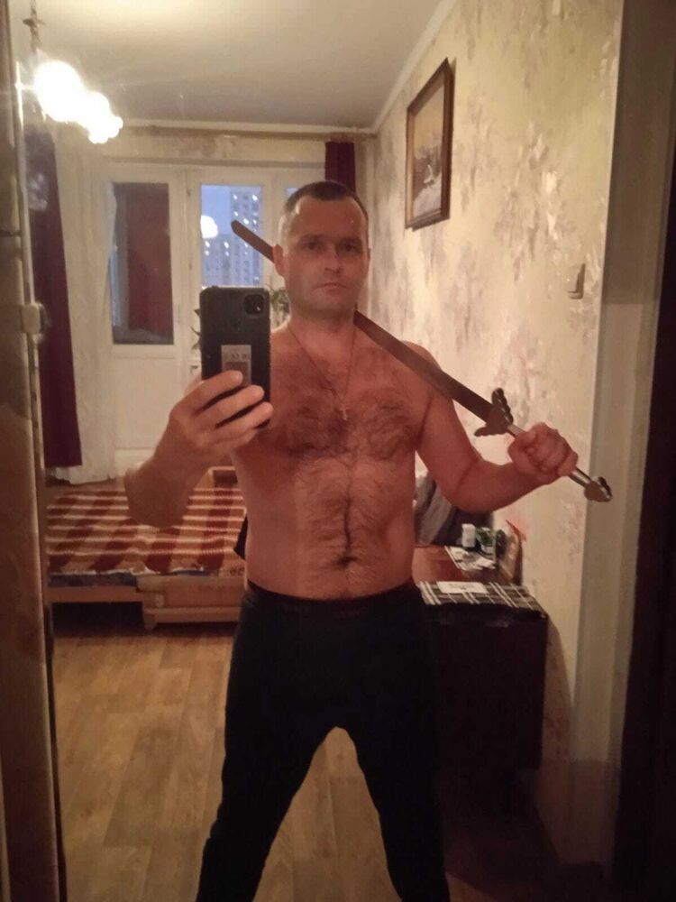  48208204  , 40 ,    
