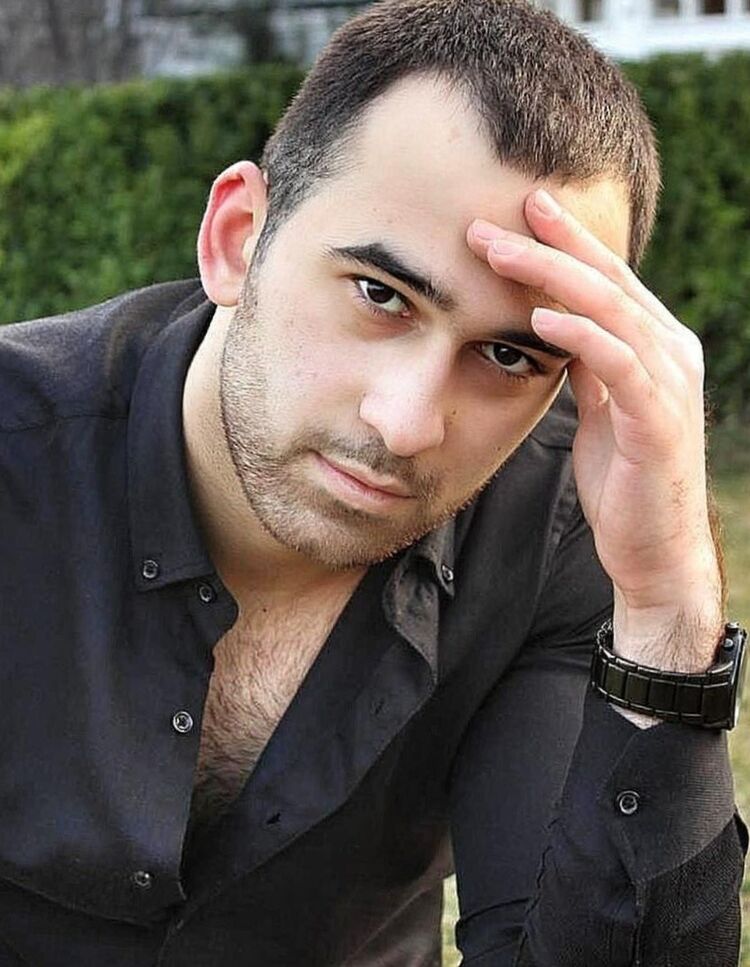  ,   Ilyas, 33 ,   ,   , c 
