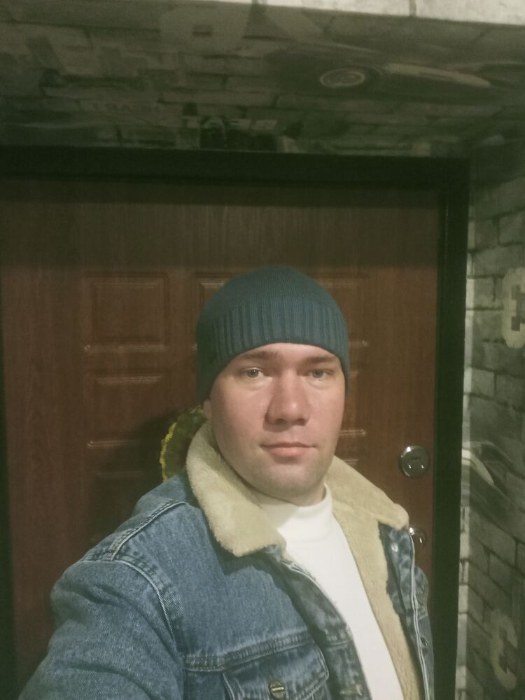  47684904  , 33 ,    