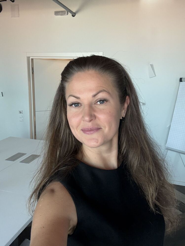  54553704  , 39 ,    -