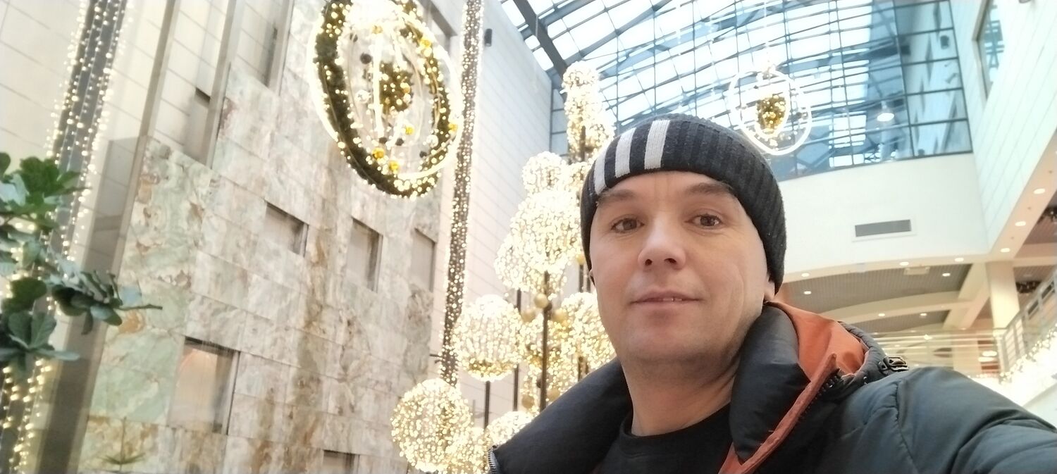  Praha,   Akmalxon, 40 ,   ,   