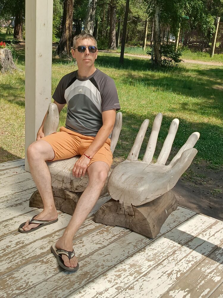  46799814  Igor, 41 ,    