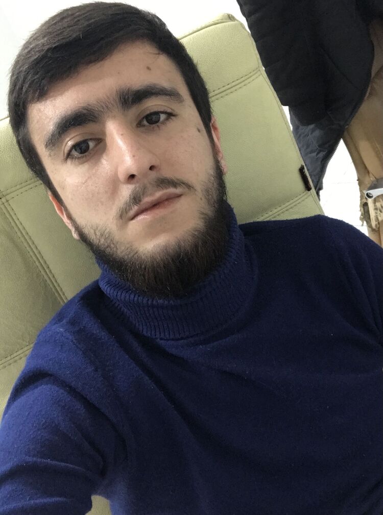  42512334  Rafik, 25 ,    