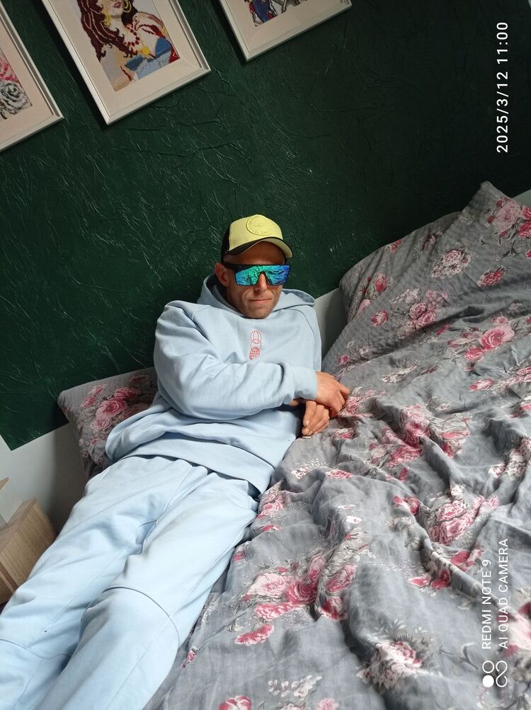  52273554  Tomek, 38 ,    -