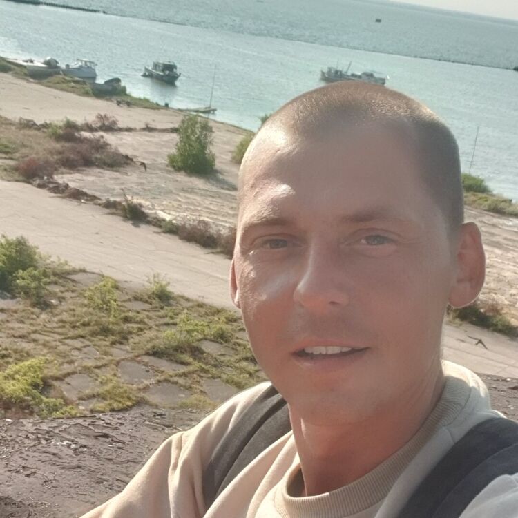  ,   Vitaly, 36 ,   ,   