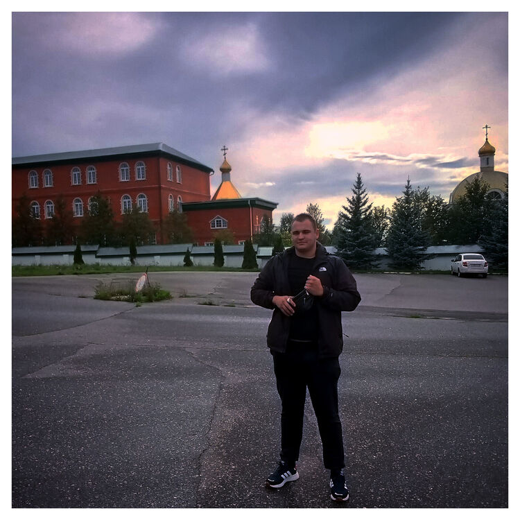  ,   Vladimir, 25 ,   ,   