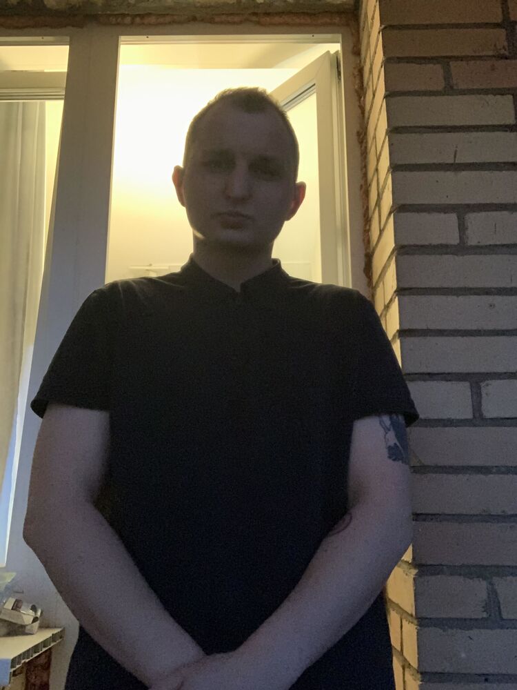 37043464  , 25 ,    