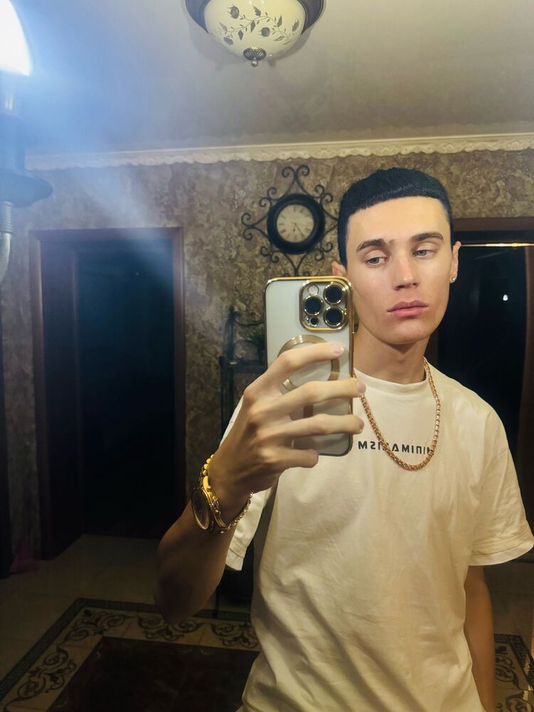 ���� 44703954 ����� �����, 22 ����, ���� ���������� � ����������