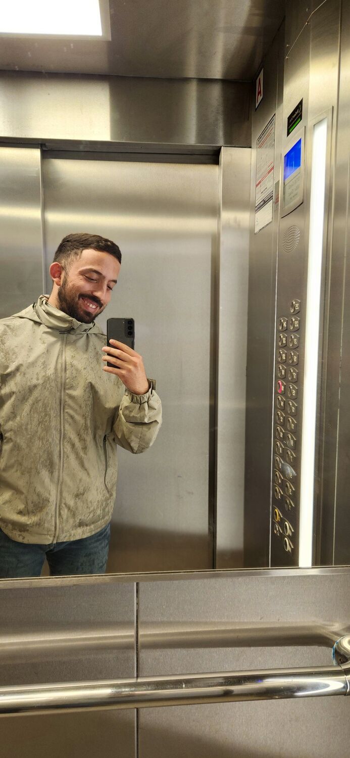  44021704  Deniz, 30 ,    