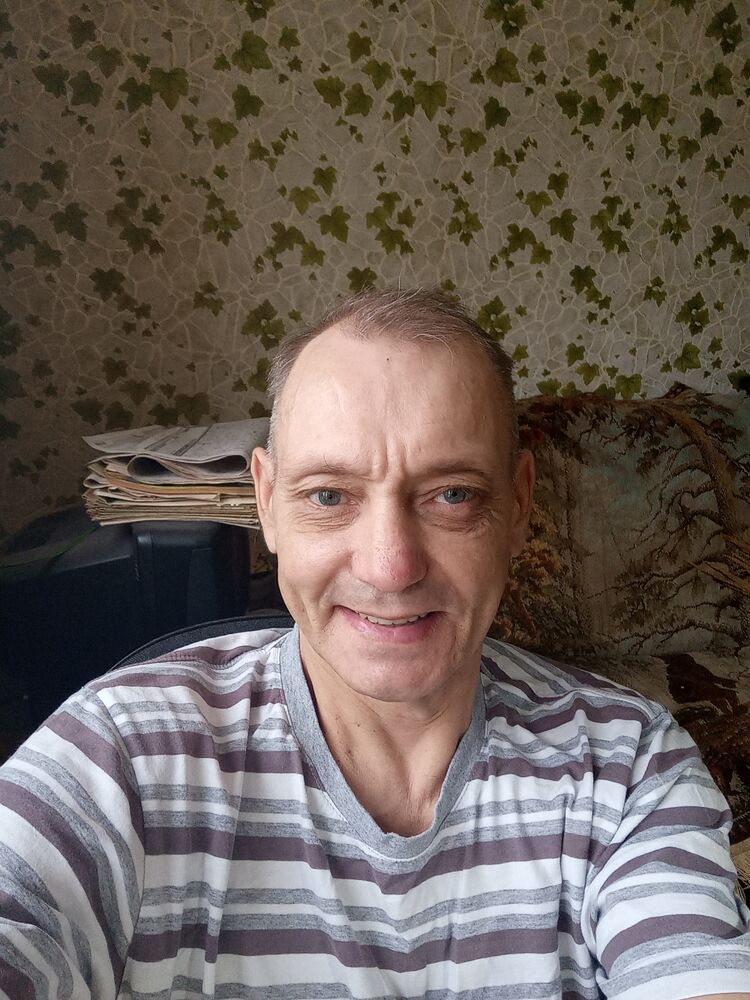  48358854  , 37 ,    