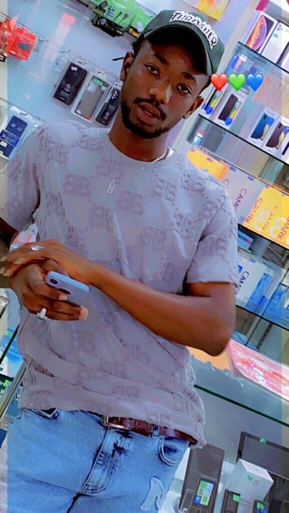  53662844  Ben cape, 28 ,    
