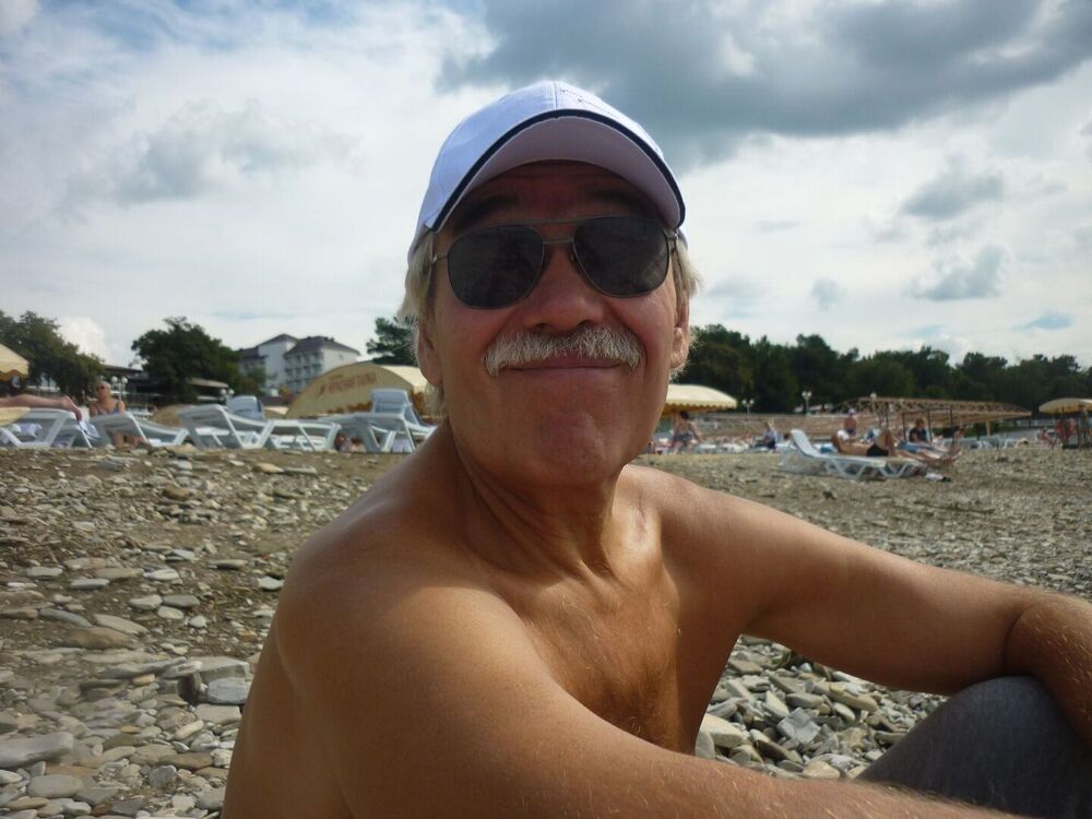  ,   , 70 ,   c 