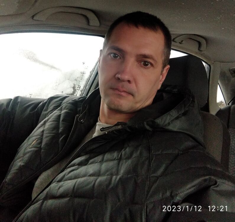  ,   Nikolai, 43 ,   c 