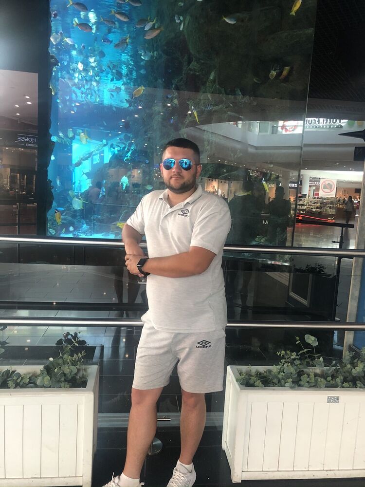  ,   Dima, 37 ,   ,   